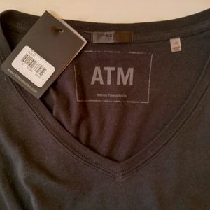 ATM black lightweight v-neck short sleeves t-shirt NWT size L large